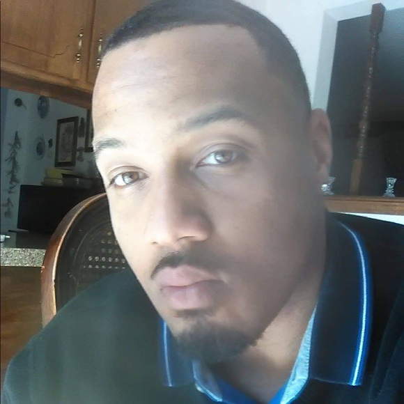 Meet your Posher, Christopher - Picture 3 of 8